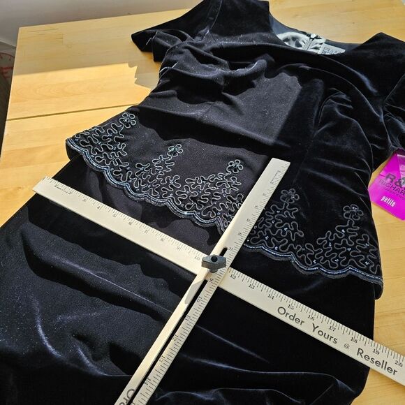 Womens Black Dress Gown by RM Richards - Karen Kwong  Velvet Size 8P NWT Formal - Picture 7 of 15